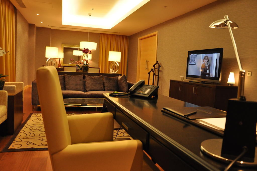 Hotel Grand Swiss Erbil Zimmer foto